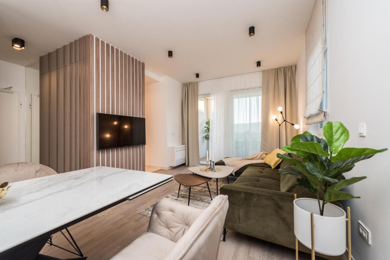 Green Sky Luxury Penthouse Apartment Zára Kültér fotó